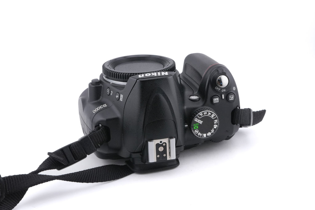 Nikon D3000