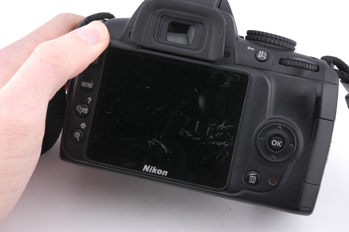 Nikon D3000