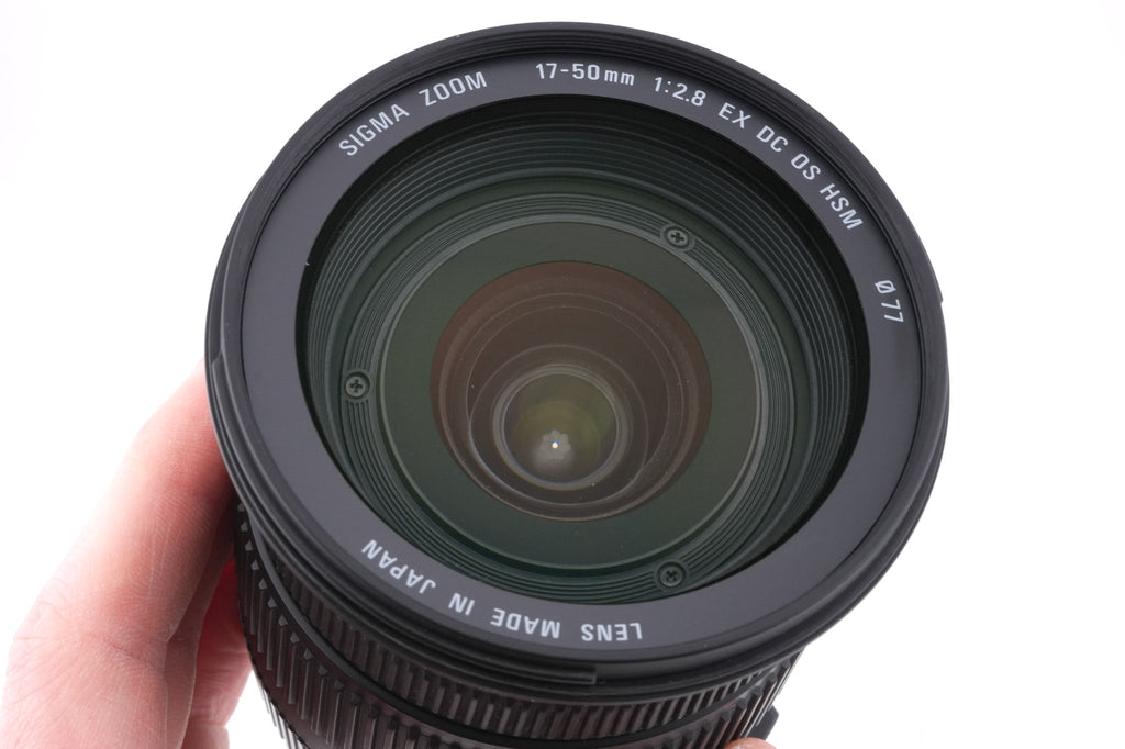 Sigma 17-50mm f2.8 EX DC OS HSM