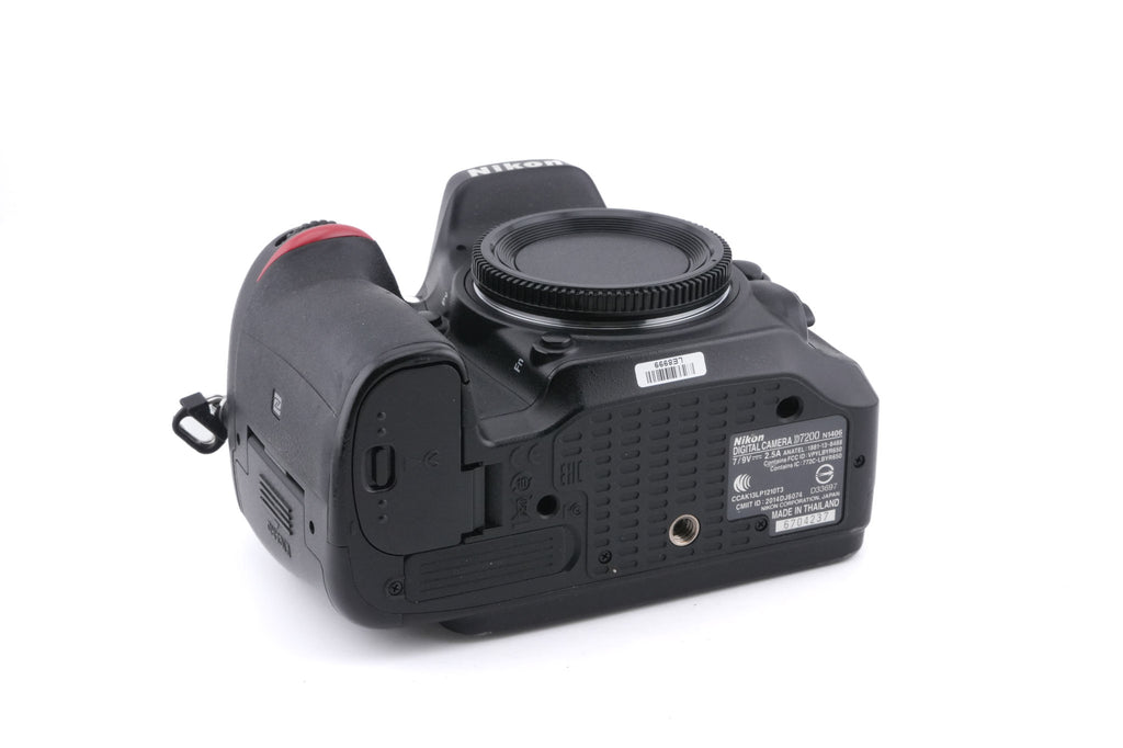 Nikon D7200