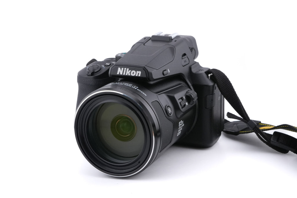 Nikon Coolpix P950