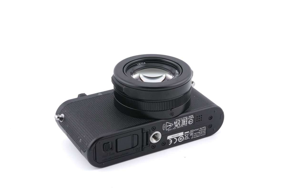 Leica D-Lux 8