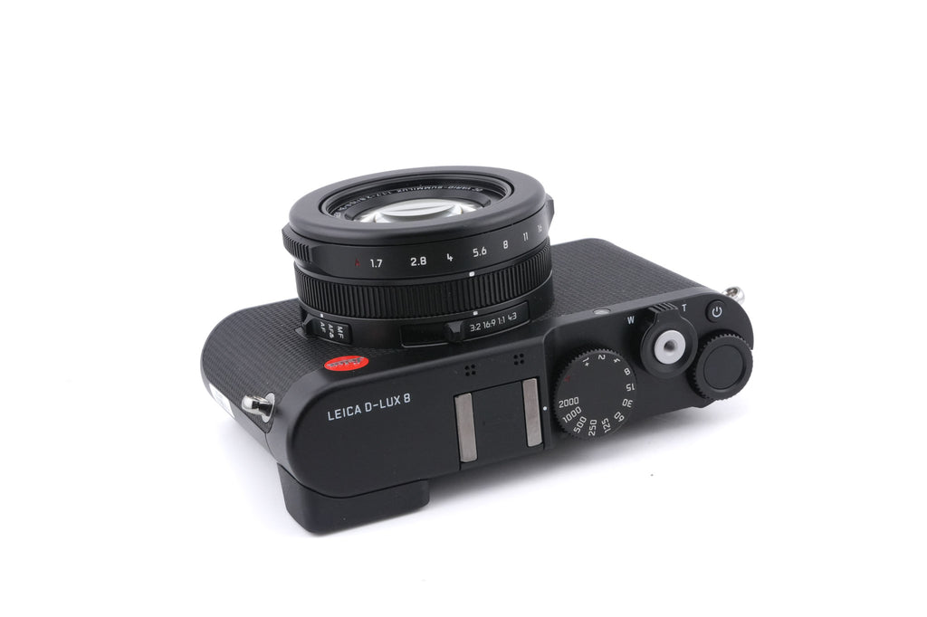 Leica D-Lux 8