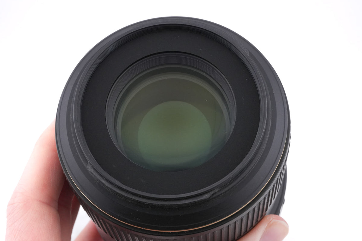 Nikon 105mm f2.8 AF-S Micro-Nikkor G ED N VR