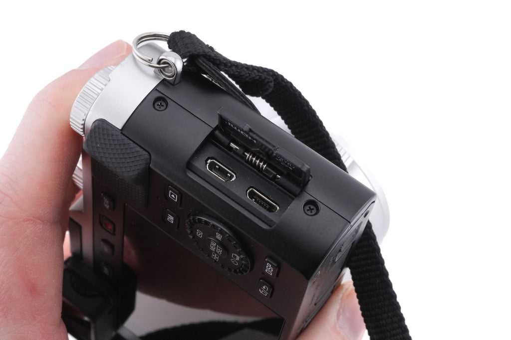 Leica D-Lux 7