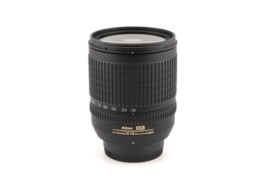 Nikon 18-135mm f3.5-5.6 AF-S Nikkor G ED