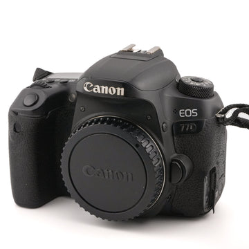 Canon EOS 77D