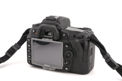 Nikon D90