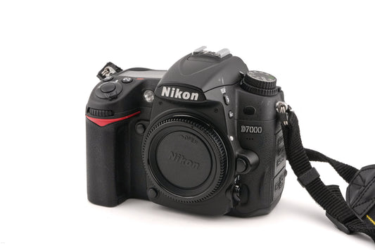 Nikon D7000