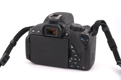 Canon EOS 700D