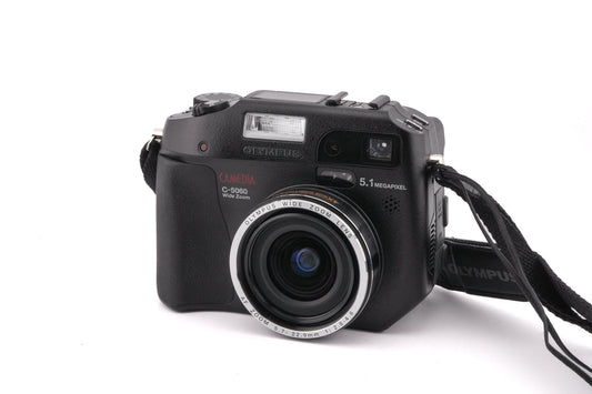 Olympus Camedia C-5060 Wide Zoom - Camera