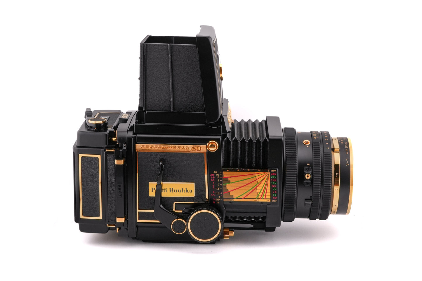 Mamiya RB67 Pro SD (Gold 50th Anniversary Edition) + 127mm f3.5 K/L L-A (Gold 50th Anniversary Edition) + 120 Pro-SD 6x7 Film Back (Gold 50th Anniversary Edition) + Waist Level Finder (Gold 50th Anniversary Edition)