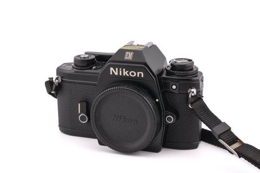 Nikon EM