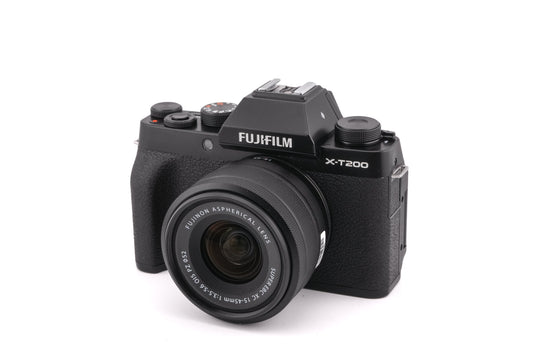 Fujifilm X-T200 + 15-45mm f3.5-5.6 XC OIS PZ Fujinon