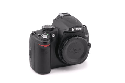 Nikon D5000