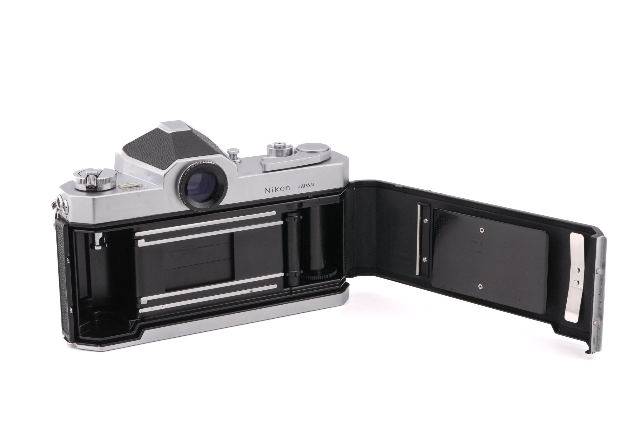 フィルムカメラ Nikon Nikomat FTN+28mm F3.5 Nikon Nikomat FTN+28mm F3.5