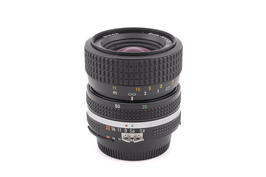 Nikon 35-70mm f3.3-4.5 Zoom-Nikkor AI-S