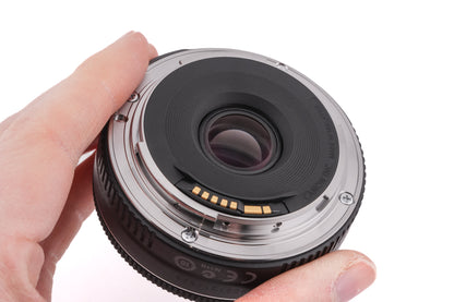 Canon 40mm f2.8 STM