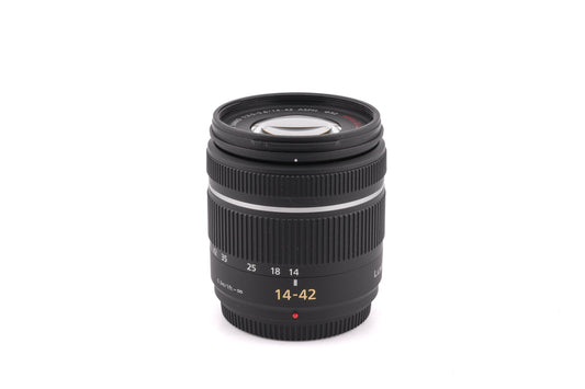 Panasonic 14-42mm f3.5-5.6 G Vario ASPH. Mega O.I.S.