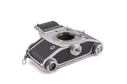 Exakta Varex IIa + SI10 Waist Level Finder