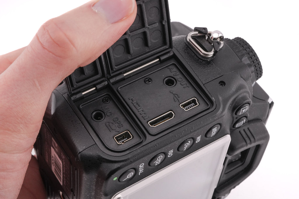 Nikon D7000