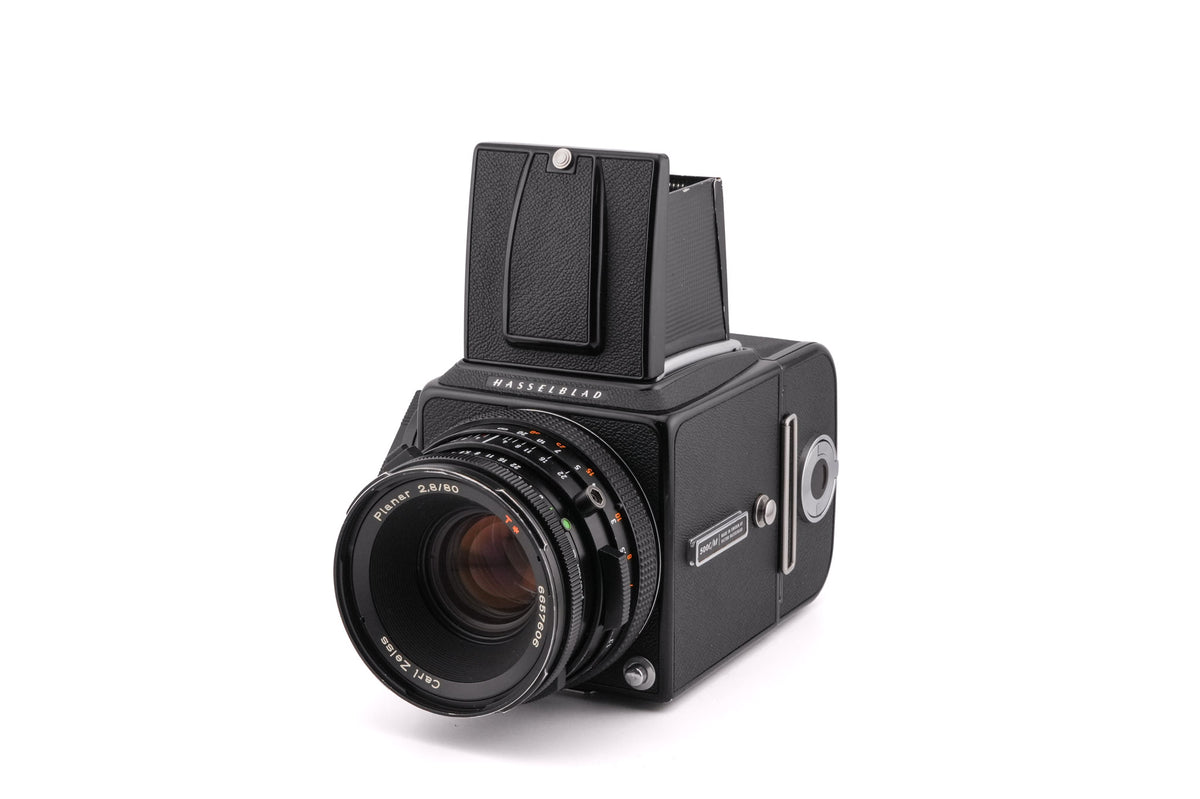 Hasselblad 500C/M + A12N Film Magazine + 80mm f2.8 Planar T* CF + 