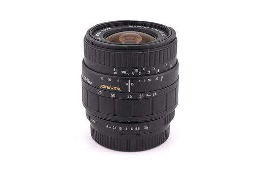 Sigma 24-70mm f3.5-5.6 UC AF Aspherical - Lens