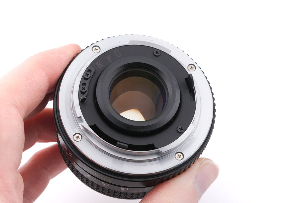 Yashica 50mm f2 ML