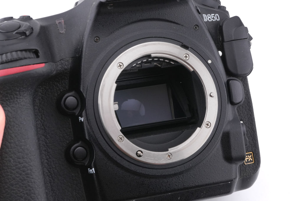 Nikon D850
