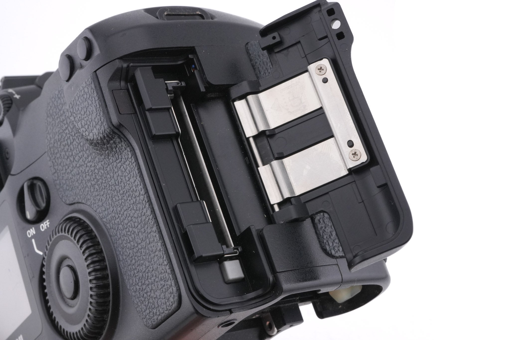 Canon EOS D60 + BG-ED3 Battery Grip