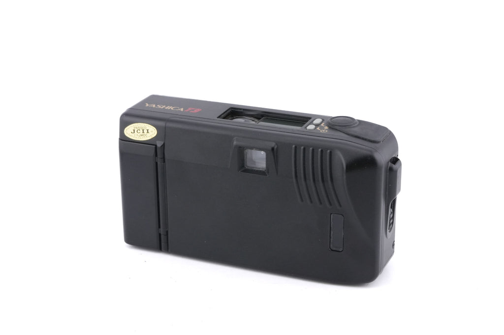Yashica T3