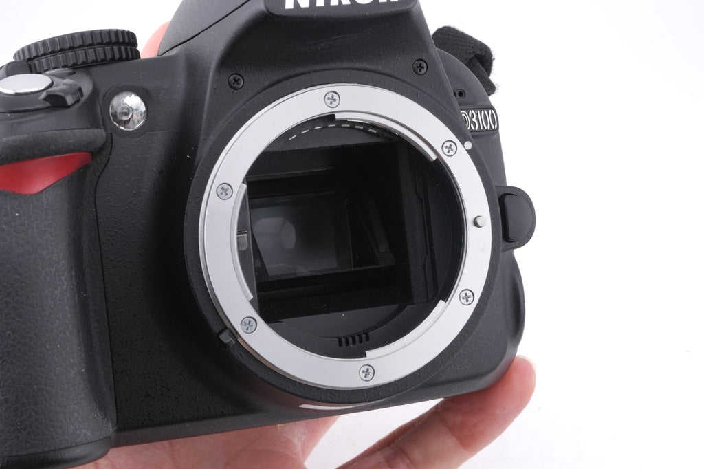 Nikon D3100