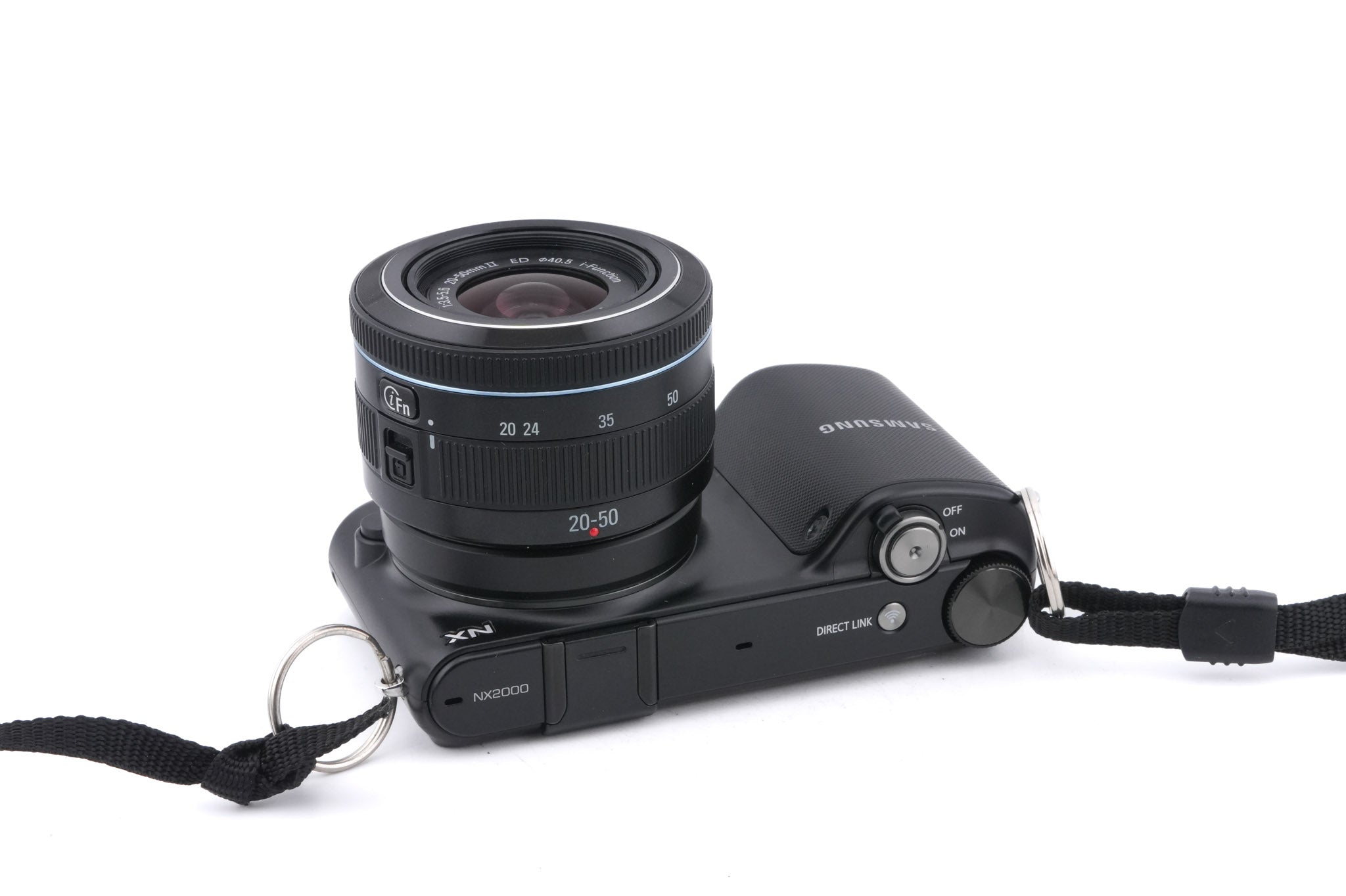 Samsung NX2000 + 20-50mm f3.5-5.6 II ED i-Function + SEF8A Flash