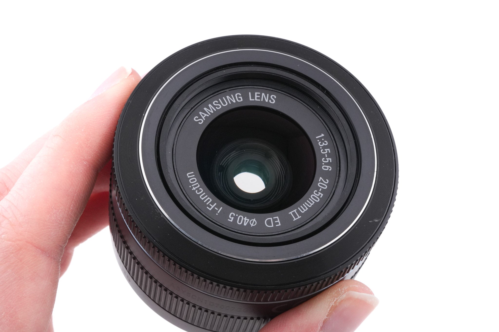 Samsung NX2000 + 20-50mm f3.5-5.6 II ED i-Function + SEF8A Flash