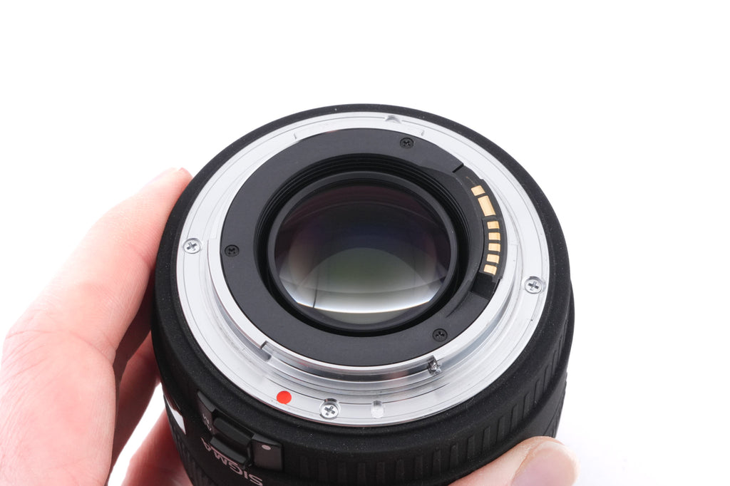 Sigma 30mm f1.4 EX DC HSM