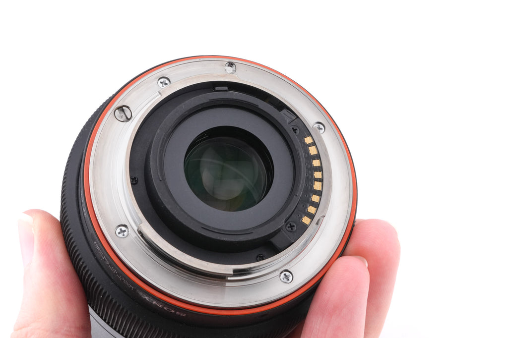 Sony 16-80mm f3.5-4.5 Vario-Sonnar T* DT ZA (SAL1680Z)