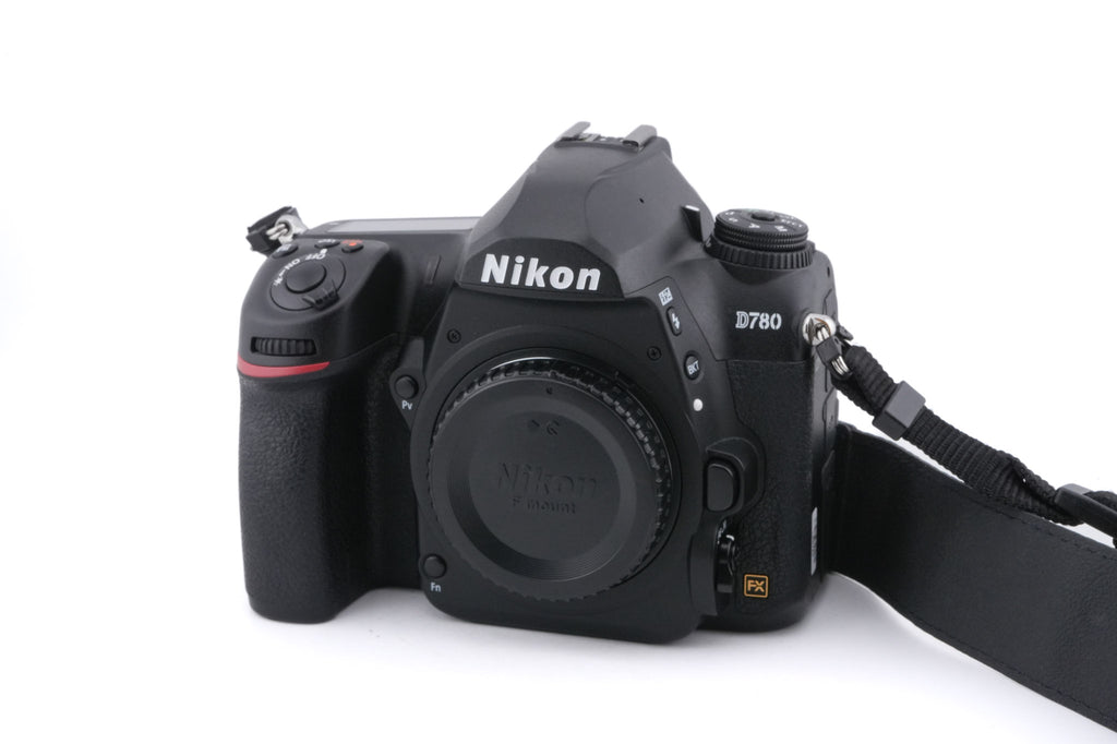 Nikon D780