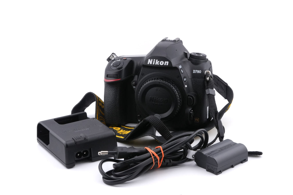 Nikon D780