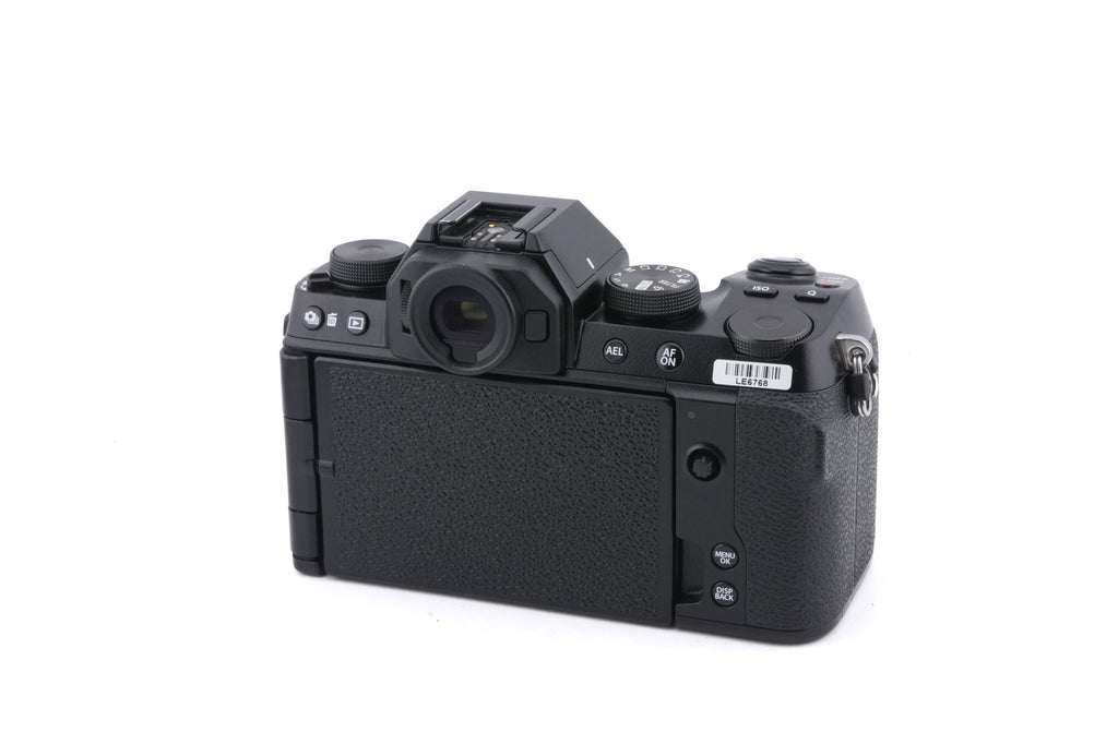 Fujifilm X-S10