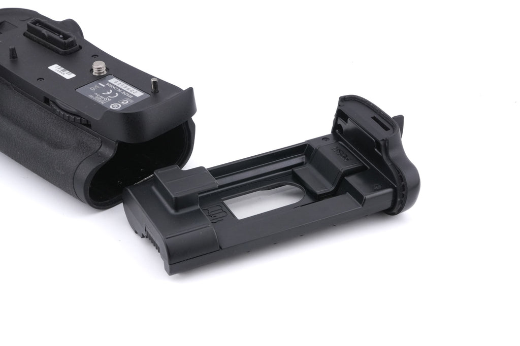 Nikon MB-D12 Multi Power Battery Pack