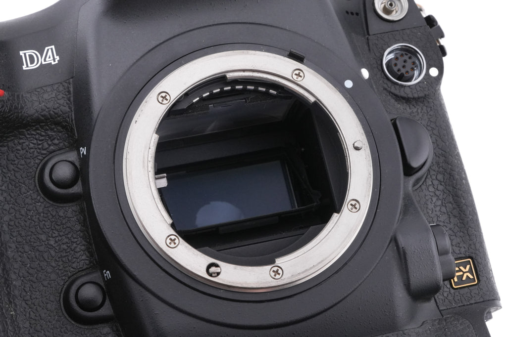 Nikon D4
