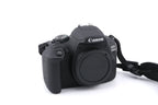 Canon EOS 2000D