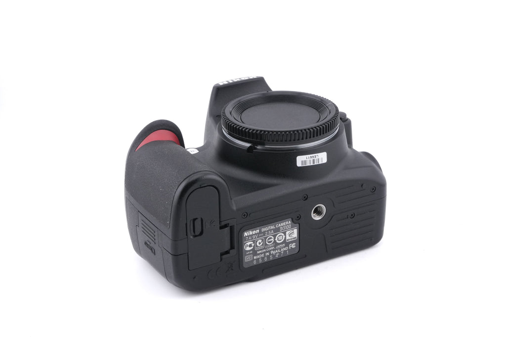 Nikon D3100