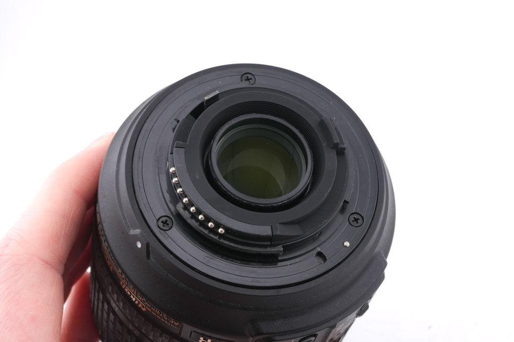 Nikon 18-105mm f3.5-5.6 AF-S Nikkor G ED VR