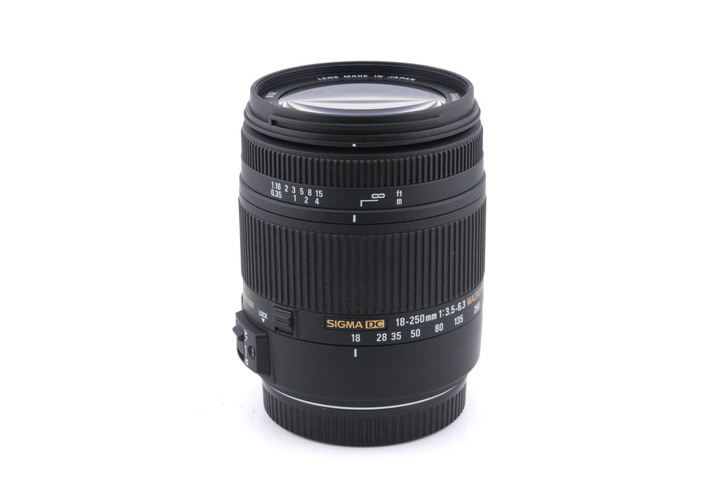 Sigma 18-250mm f3.5-6.3 DC OS Macro HSM
