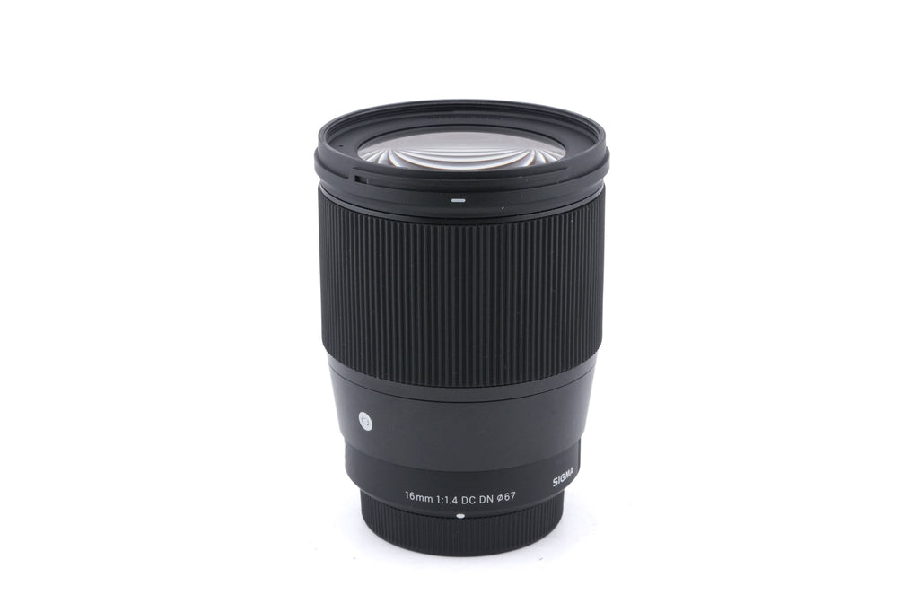 Sigma 16mm f1.4 DC DN Contemporary (017)