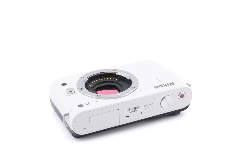 Nikon 1 J1