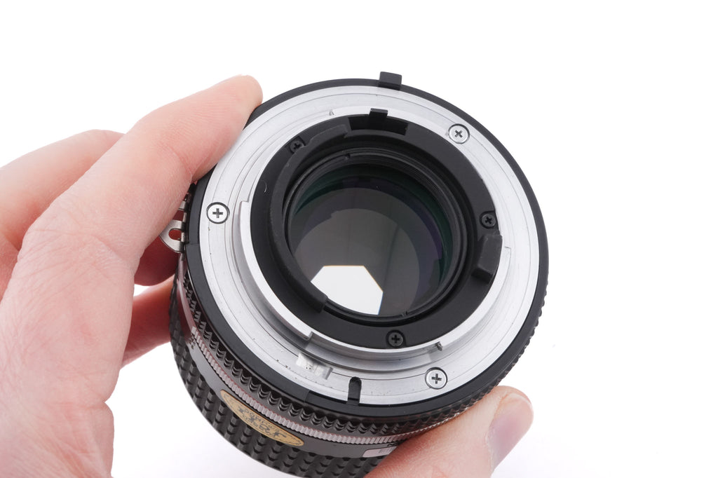 Nikon 85mm f2 Nikkor AI-S