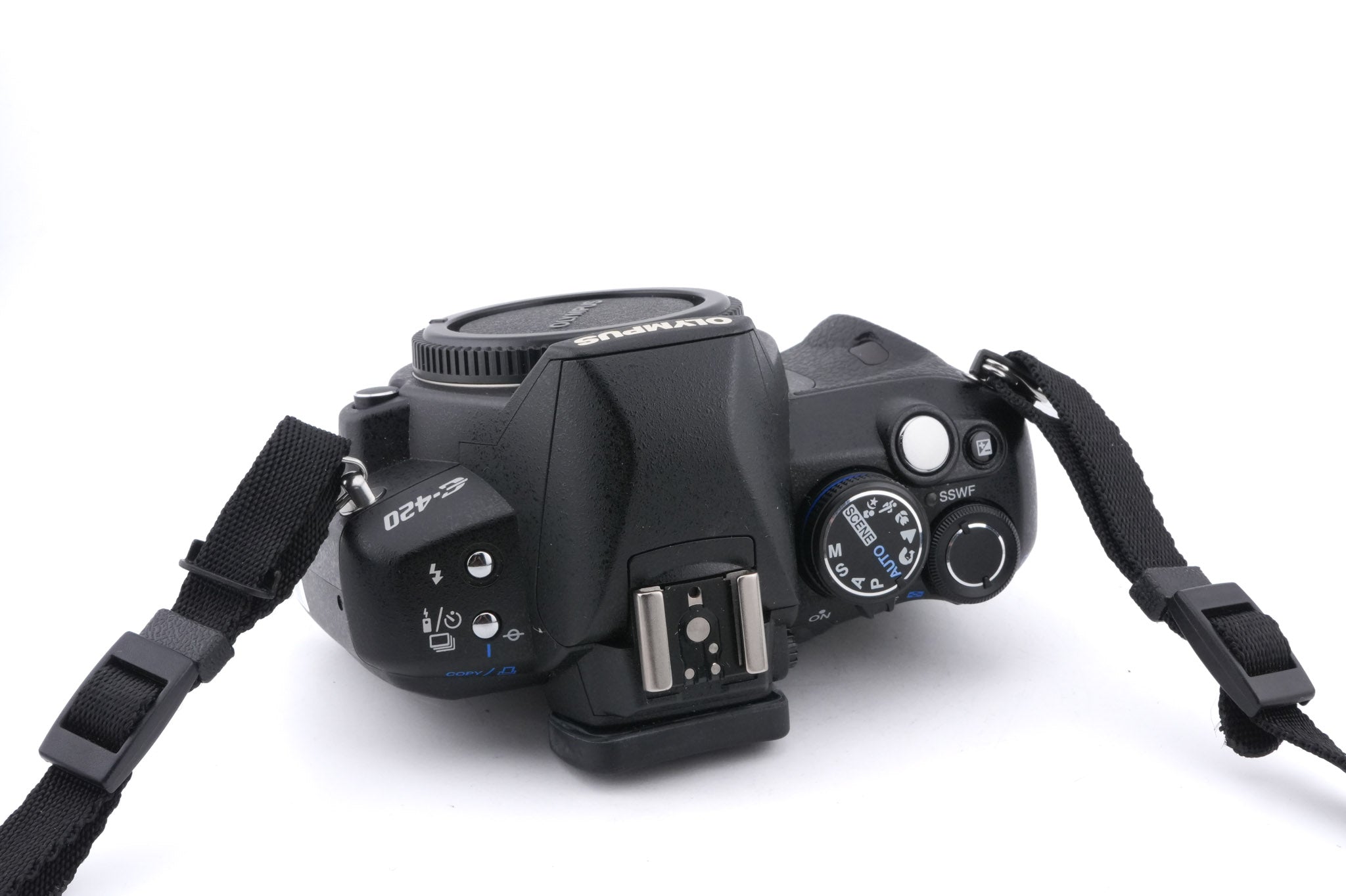 Olympus E-420