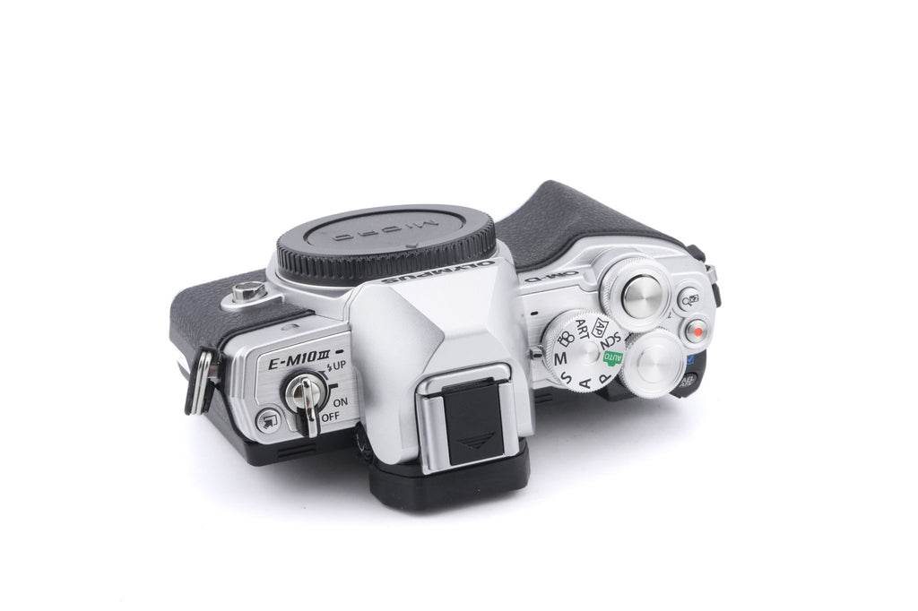 Olympus OM-D E-M10 Mark III